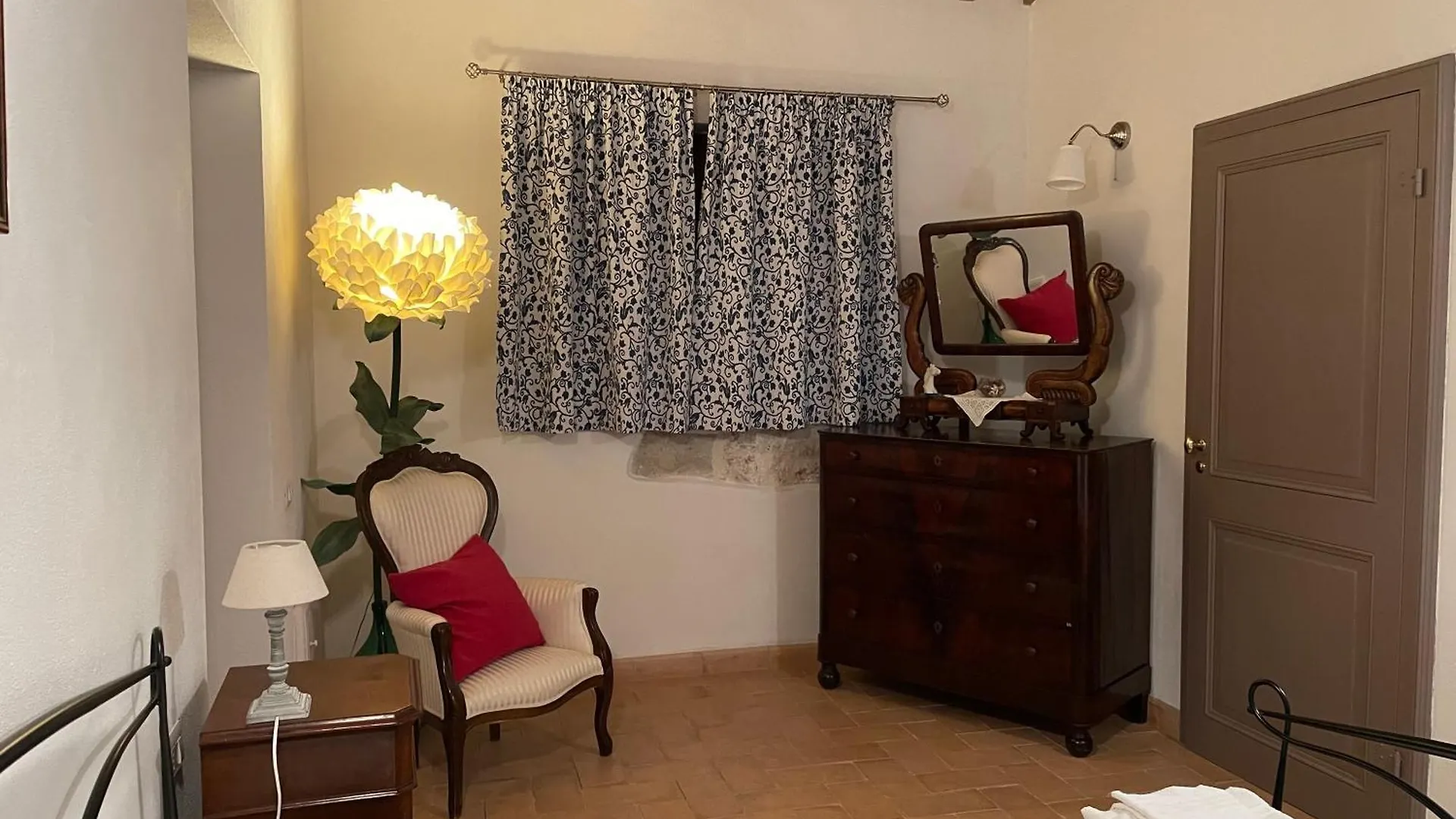 Casa de Férias Il Nido Del Falco Nelle Antiche Mura Saturnia